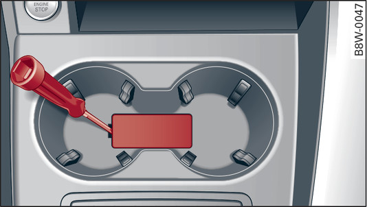 Fig. 107 Front cup holder: Removing the cover