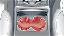 Centre console: Front cup holder