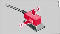 Adapterkabel: dra loss kontakten från Audi Music Interface