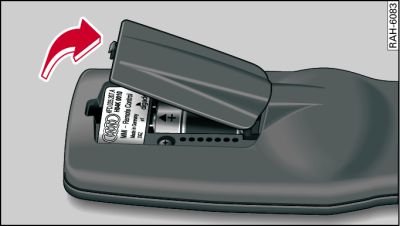 Opening the battery compartment