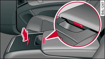 Long centre console in rear
