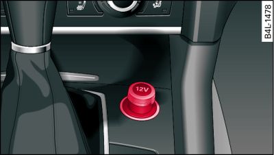 Front centre console: 12 Volt socket