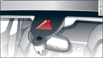 Fig. 95 Pare-brise : fenêtre de la caméra du système active lane assist